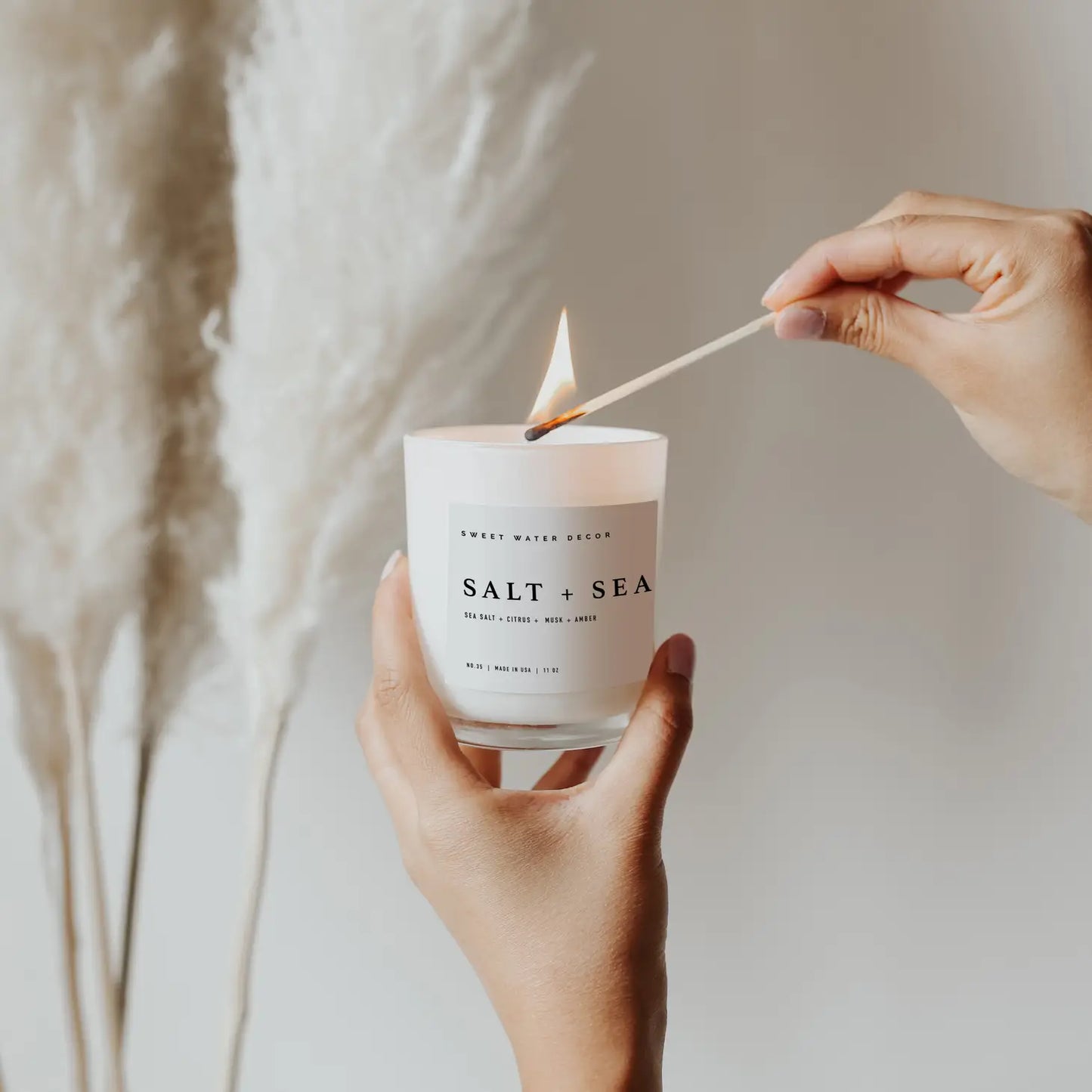 SALT AND SEA SOY CANDLE -11 OZ