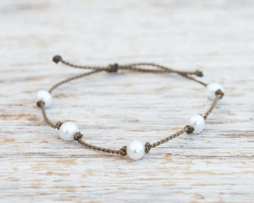 Bracelet - White Pearl Oval Petite