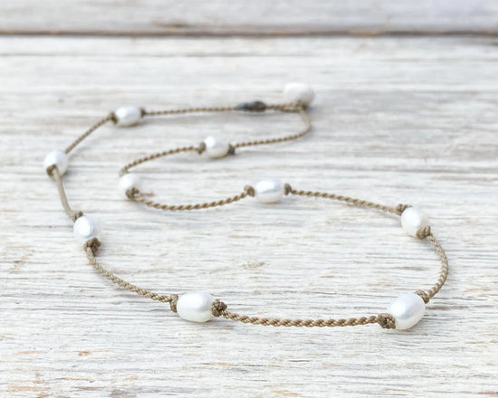 PRINCESS NECKLACE - WHITE PEARL RICE PETITE